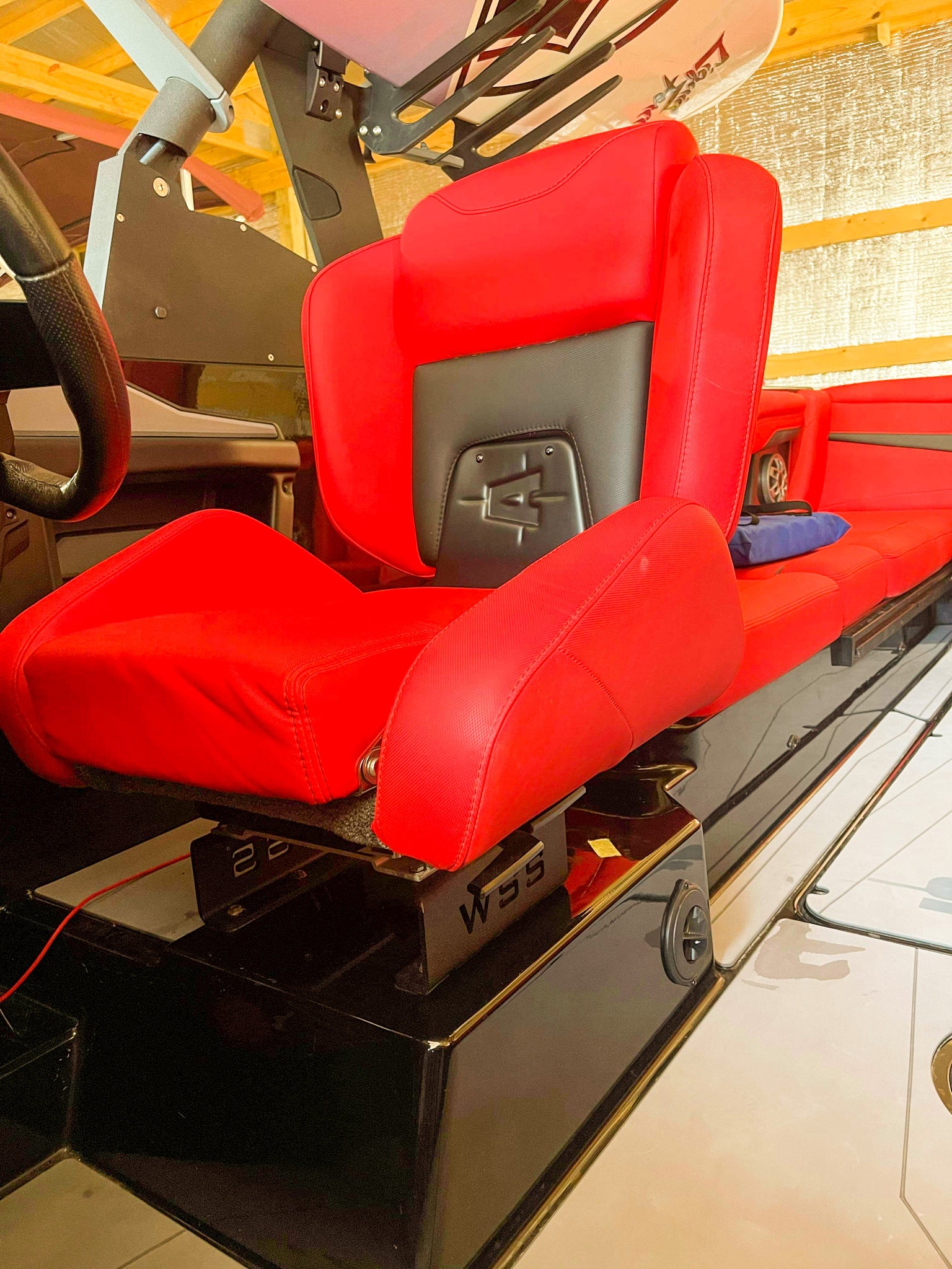 SEAT RISER 4 - DRIVER SEAT  2021-2023 MALIBU / AXIS LOCK BOX – Uptice